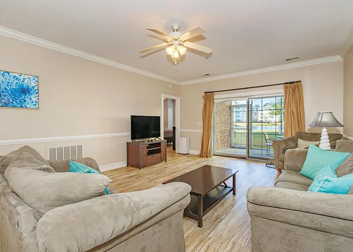 Ground Floor 3 Bedroom Condo! Magnolia Pointe 105! Sleeps 6 Guests